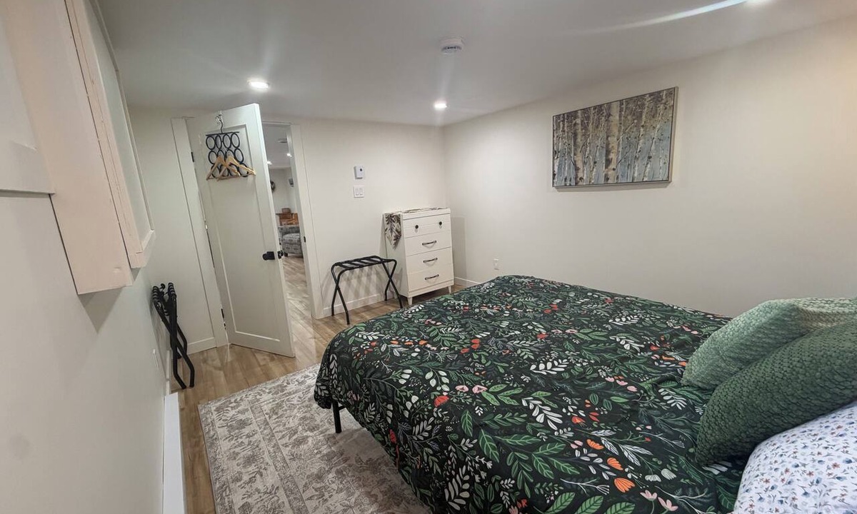 Pasadena Apartment | 1 bdrm apt. Sleeps 4. Pet friendly. Pasadena. (Between Corner Brook & Deer Lake)