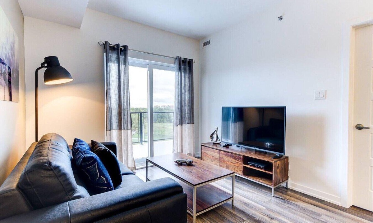 Kanata Lakes - Marchwood Lakeside - Morgan's Grant - Kanata Apartment | 1BR Retreat with Terrace near Canadian Tire Centre