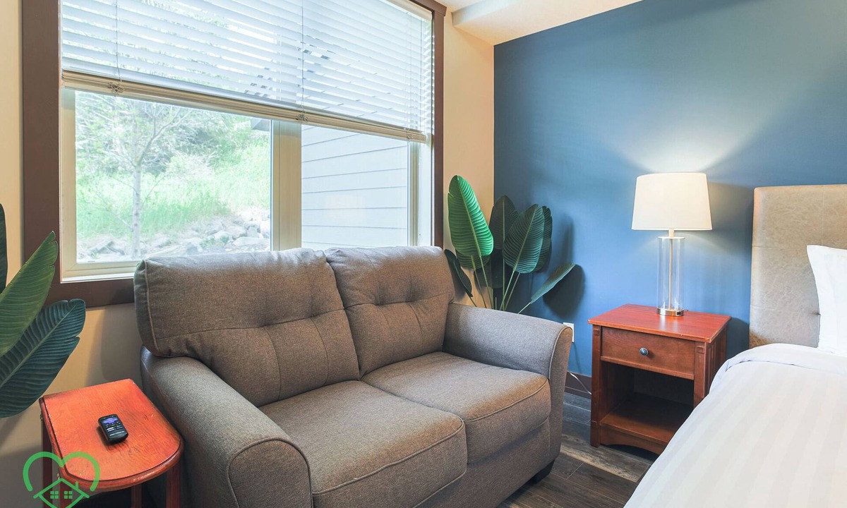 West Fernie Apartment | 2 BDRM Condo - Superb Facilities - Great Location