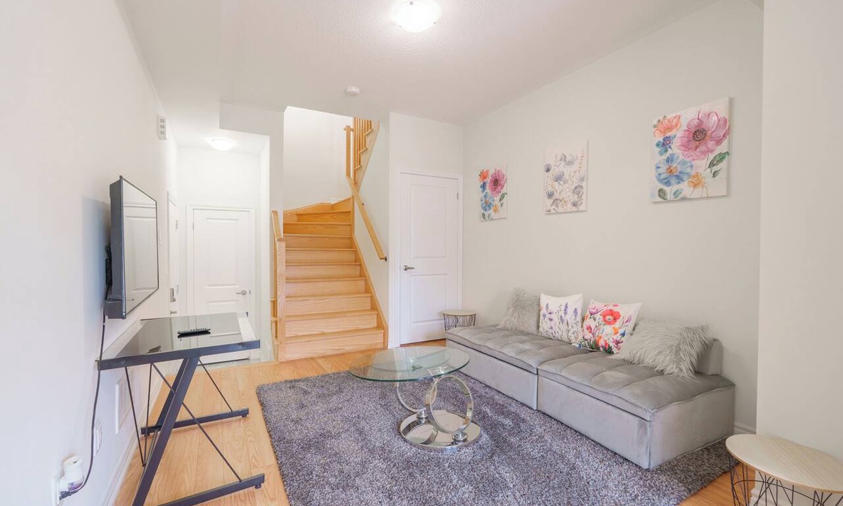Brampton House | 2 Bedroom plus Den short drive to wonderland and Toronto