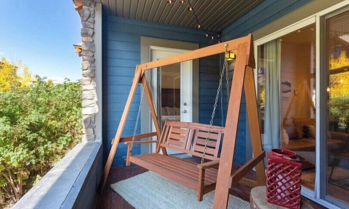 Cougar Creek Condo | 2Bed/2Bath Mountain Getaway with Pool/Hot Tub