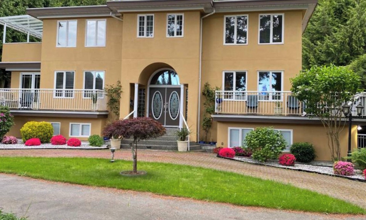 Caulfeild House | 5 bedroom, 4 Bathroom home in West Vancouver perfect for MAJOR INTERNATIONAL SPORTING EVENT & large groups.