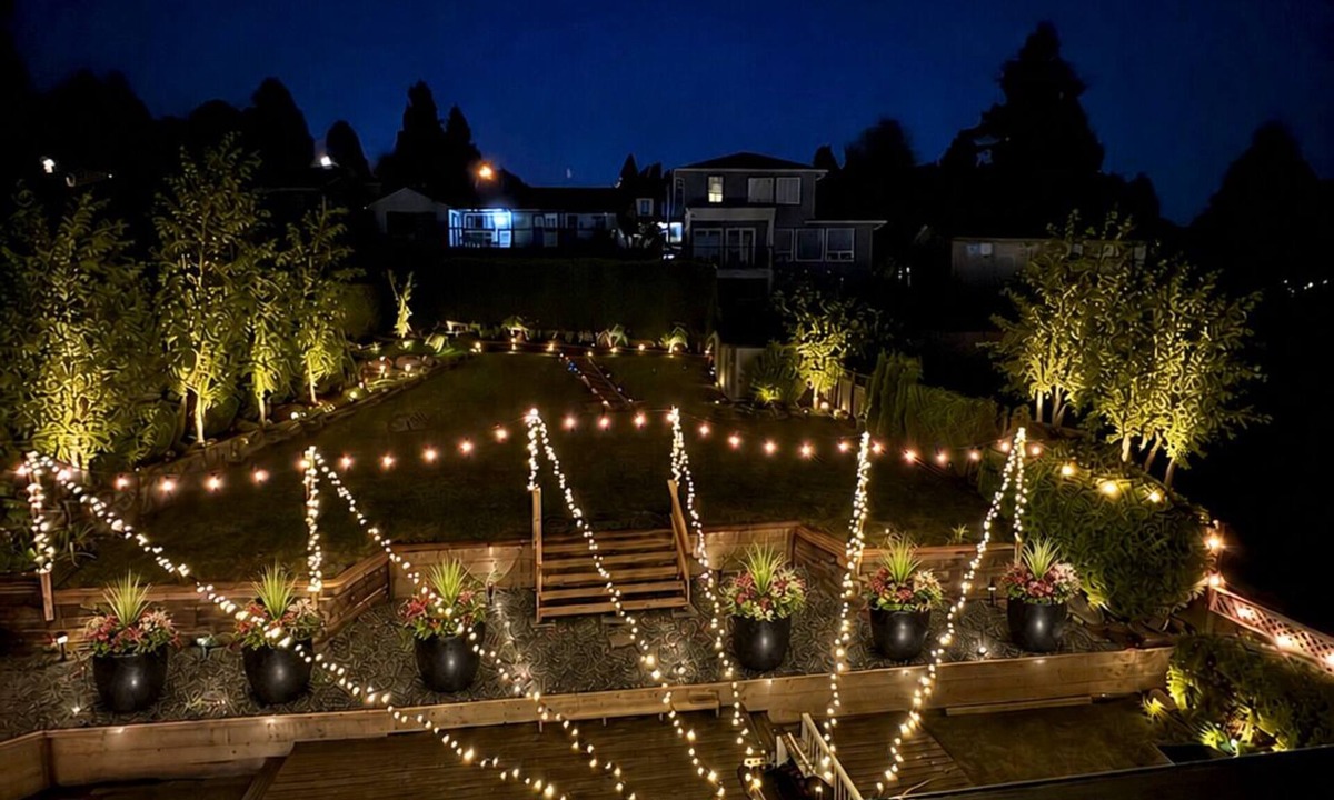 Surrey House | 5BR Cozy home/Ambience lighting/Central Location/Stunning mountain view/AC/
