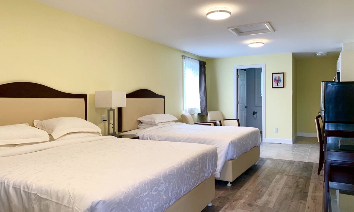 Carleton Place Hotel | 7 West Motel