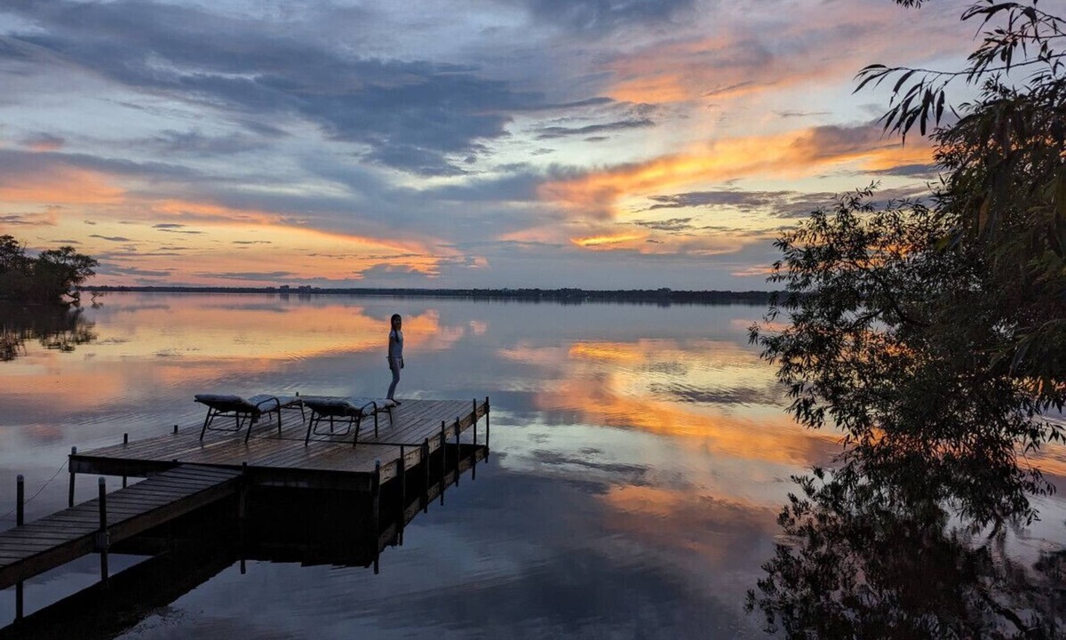 Rossmore Apartment | A boutique waterfront retreat made for groups — every suite reserved for your party, with on-site team to help you make the most of PEC.