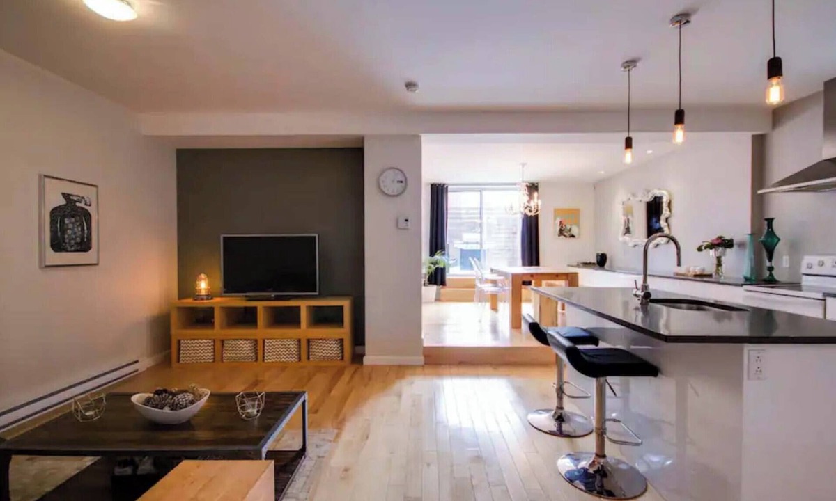 Hochelaga Condo | A comfortable and quiet family apartment (3 bedrooms) with a terrace.