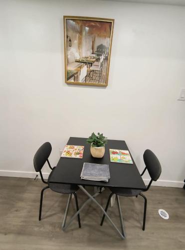 London Apartment | ArbyManie's Place Newly Built Basement Apartment