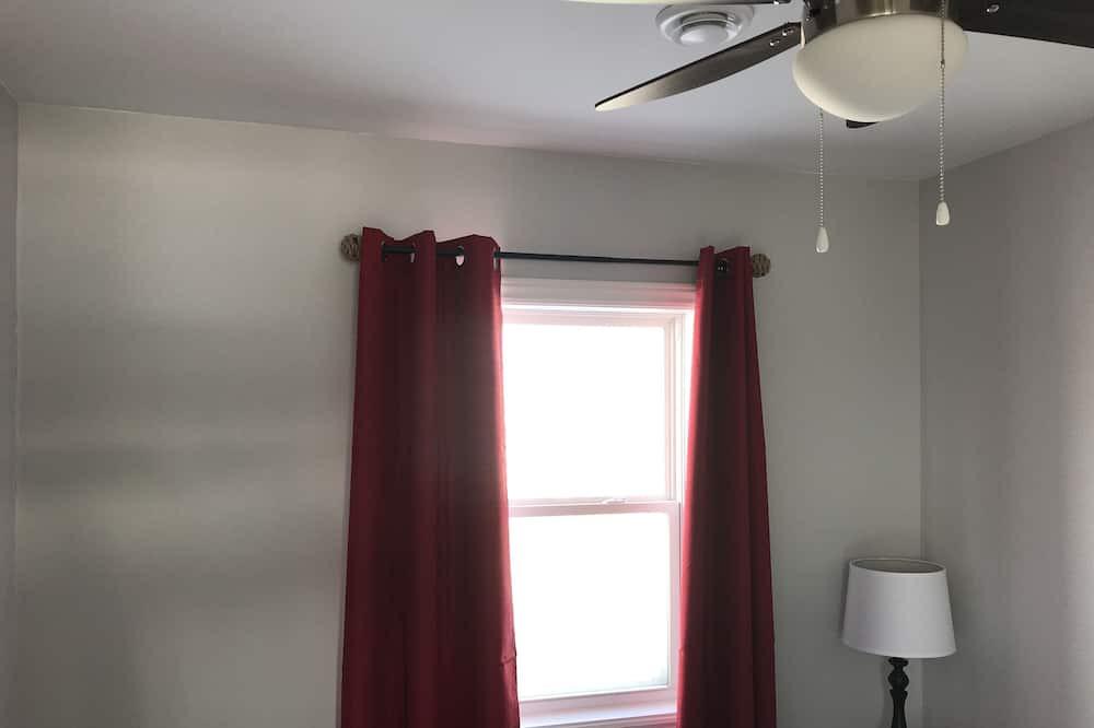 Pubnico Cottage | Argyle Sound Cottages 2 bedroom cottages sleeps 4 fridge range washer and dryers