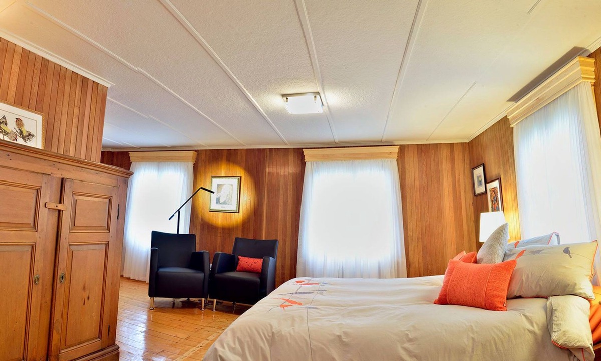 Cap-a-l'Aigle Bed & Breakfast | Auberge A La Chouenne