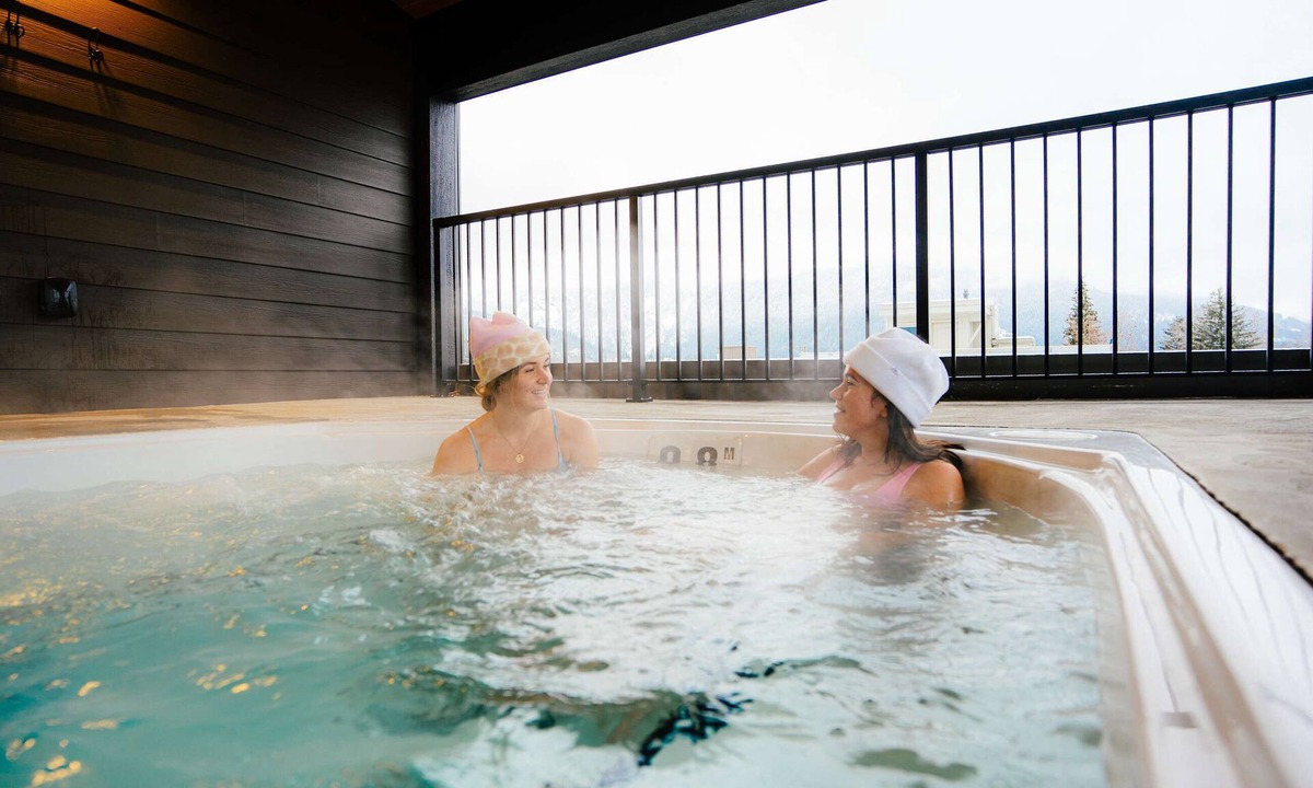 Revelstoke Hotel | Basecamp Suites Revelstoke