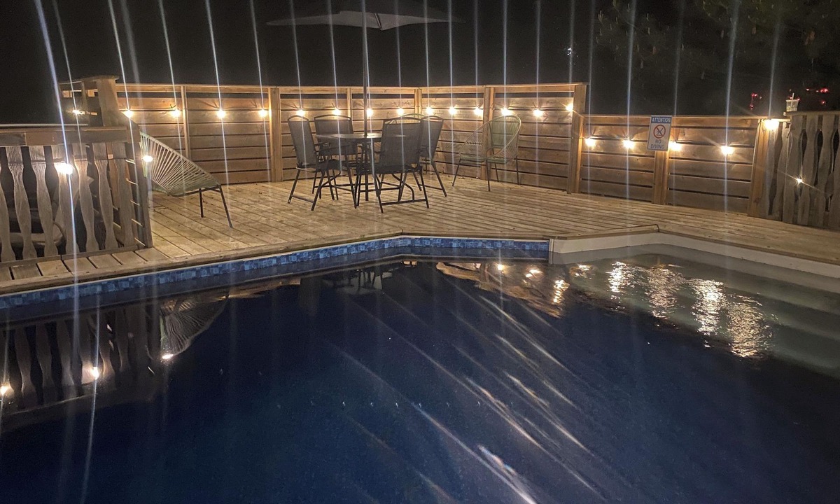 Bluewater Apartment | Bayfield Retreat 2 Pool HotTub Near Grand Bend & Lake Huron Pet Friendly