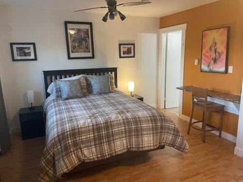 Alert Bay Hotel | Bayside Inn