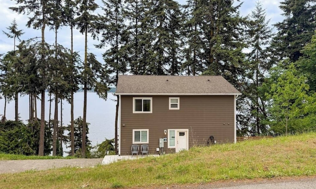 Port Hadlock House | Beachfront 3-story home w/deck, bay views, hot tub, game room, WiFi, EV charger