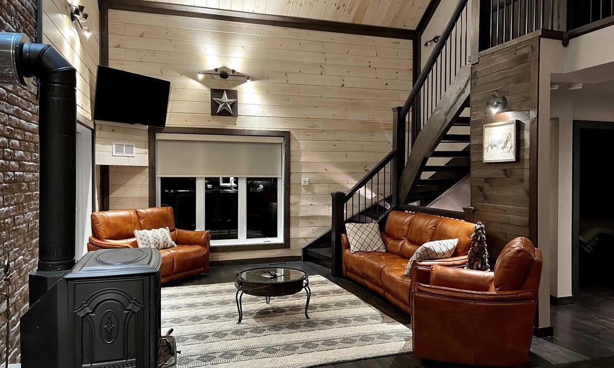 Amherst Ski Chalet | Beautiful Chalet near Mt-Tremblant with Hot Tub