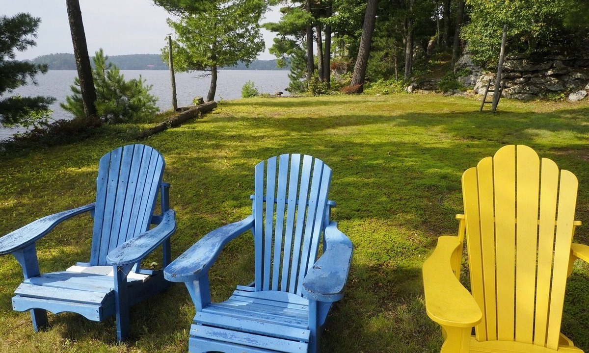 Port Sydney Cottage | Beautiful Island Cottage with Amazing Views, Private Dock in Huntsville Canada
