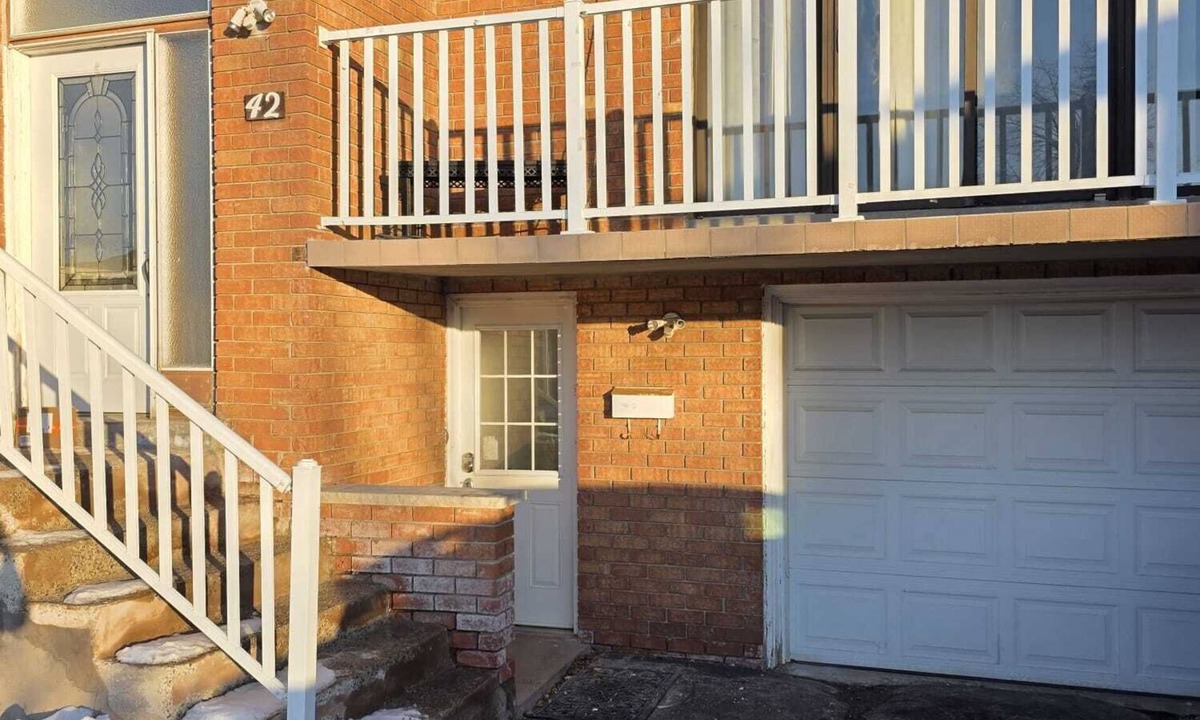 Brampton House | “Beautiful private one-bedroom main-floor suite, cozy living close to everything