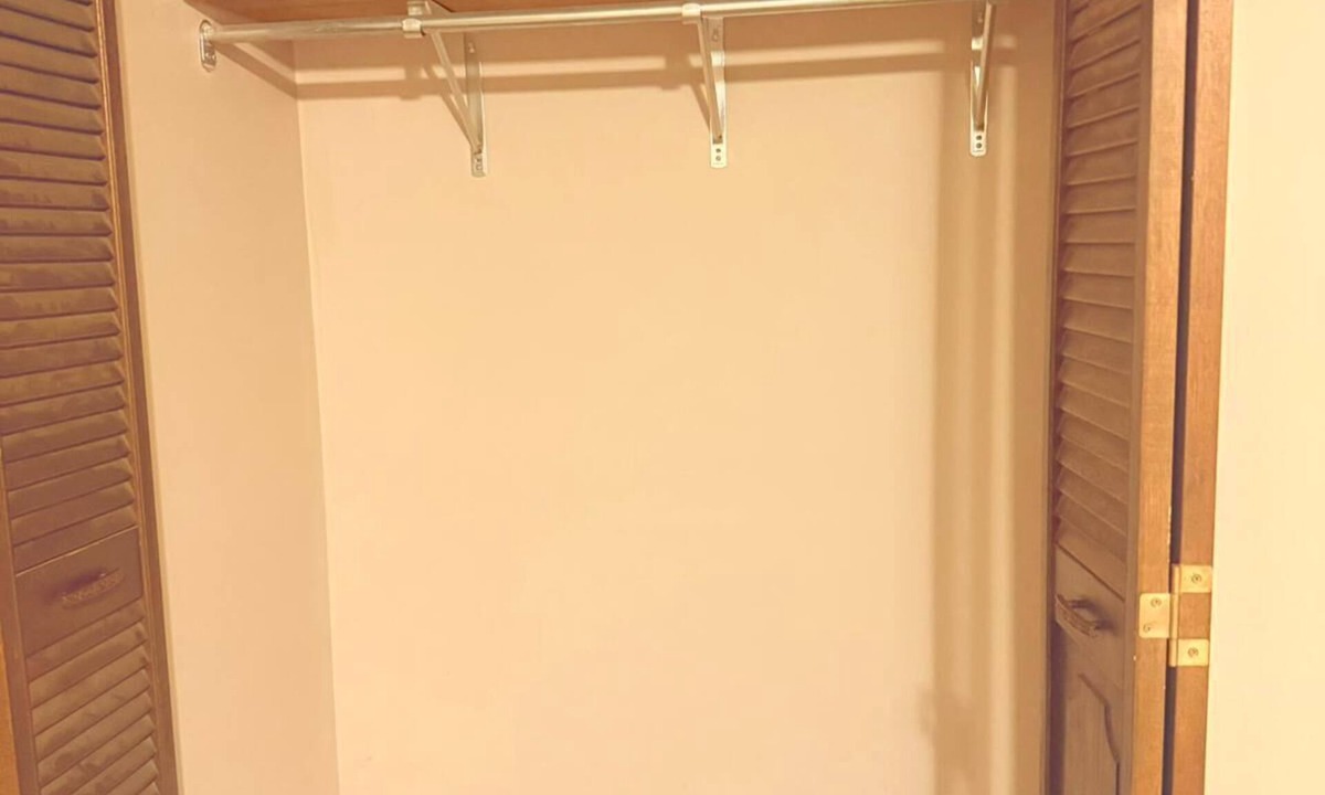 Brampton West House | Beautiful Upstairs Unit Near Transit & Shopping