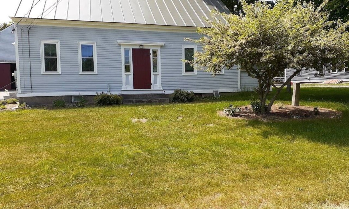 North Yarmouth Other | Beautifully Restored Farmhouse Apartment 1st Floor