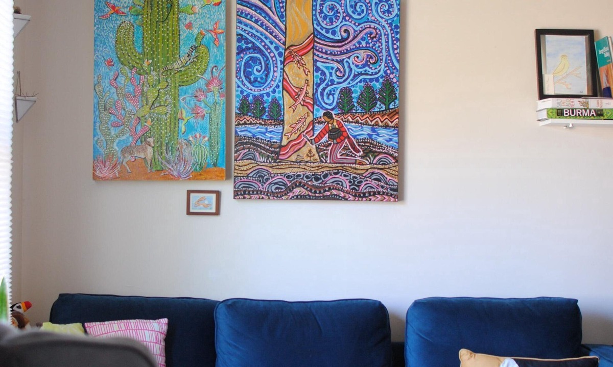 Kingston House | Bee happy house central to Kingston and near historical Portsmouth Village
