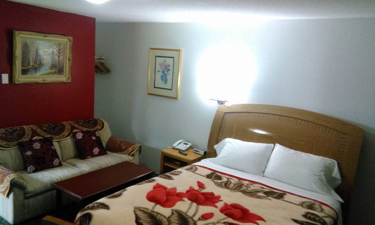 Smiths Falls Hotel | Best Inn Motel