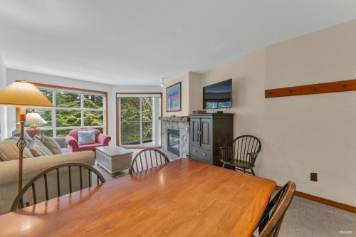 Upper Village Apartment | Best ski in ski out condo #3 in Aspens