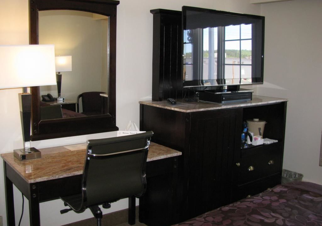 Quesnel House | Billy Barker Casino Hotel - Standard King