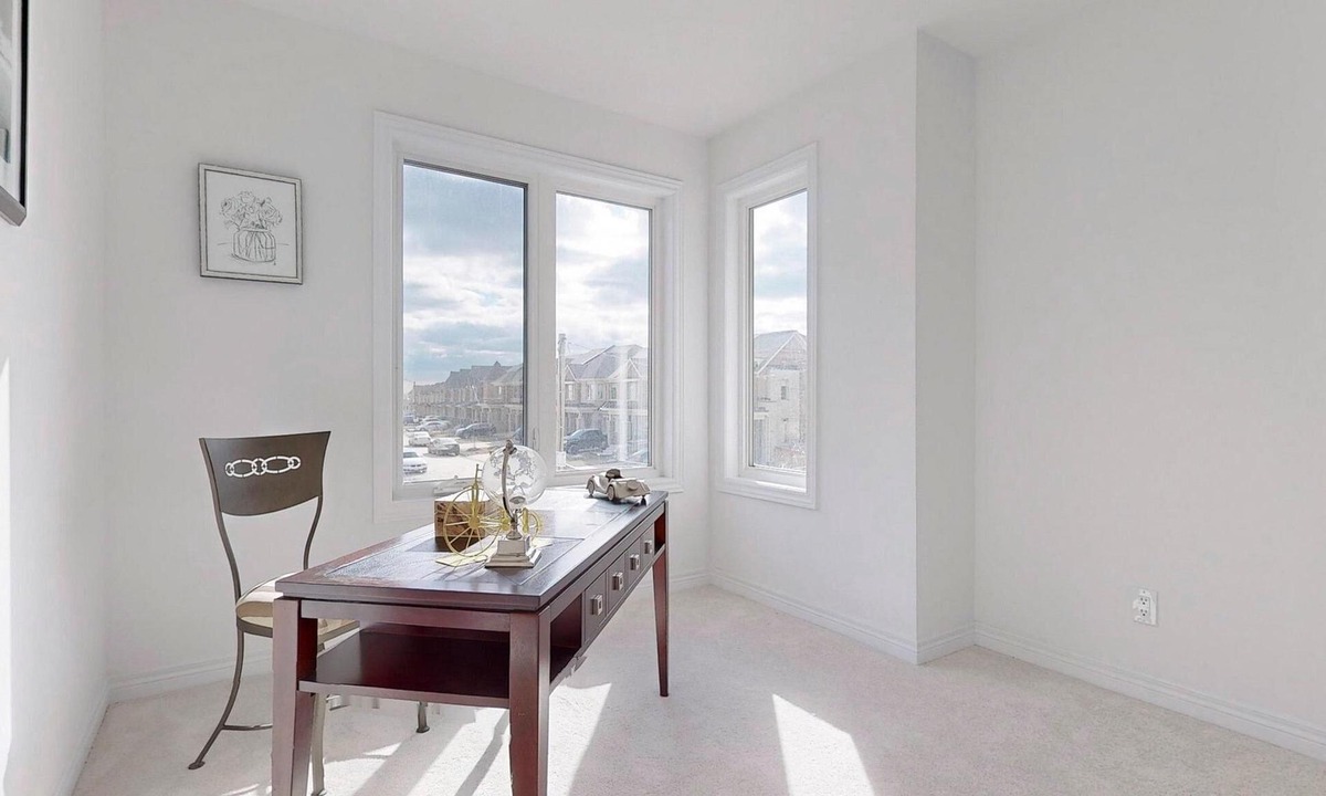 Stouffville House | Brand new townhome in 1800 sqft. With fully furnished 3 bedrooms 3 washrooms.