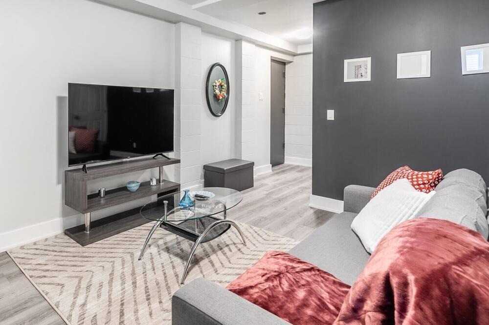 Central Hamilton Apartment | Brand New - 1BR Boutique Apartment - PRIME Location!
