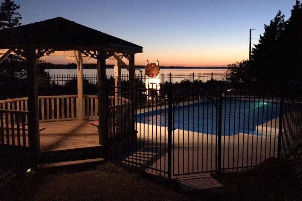 Stanhope Cottage | By The Bay Cottages in Stanhope! - Three Bedroom Heritage Cottage #1