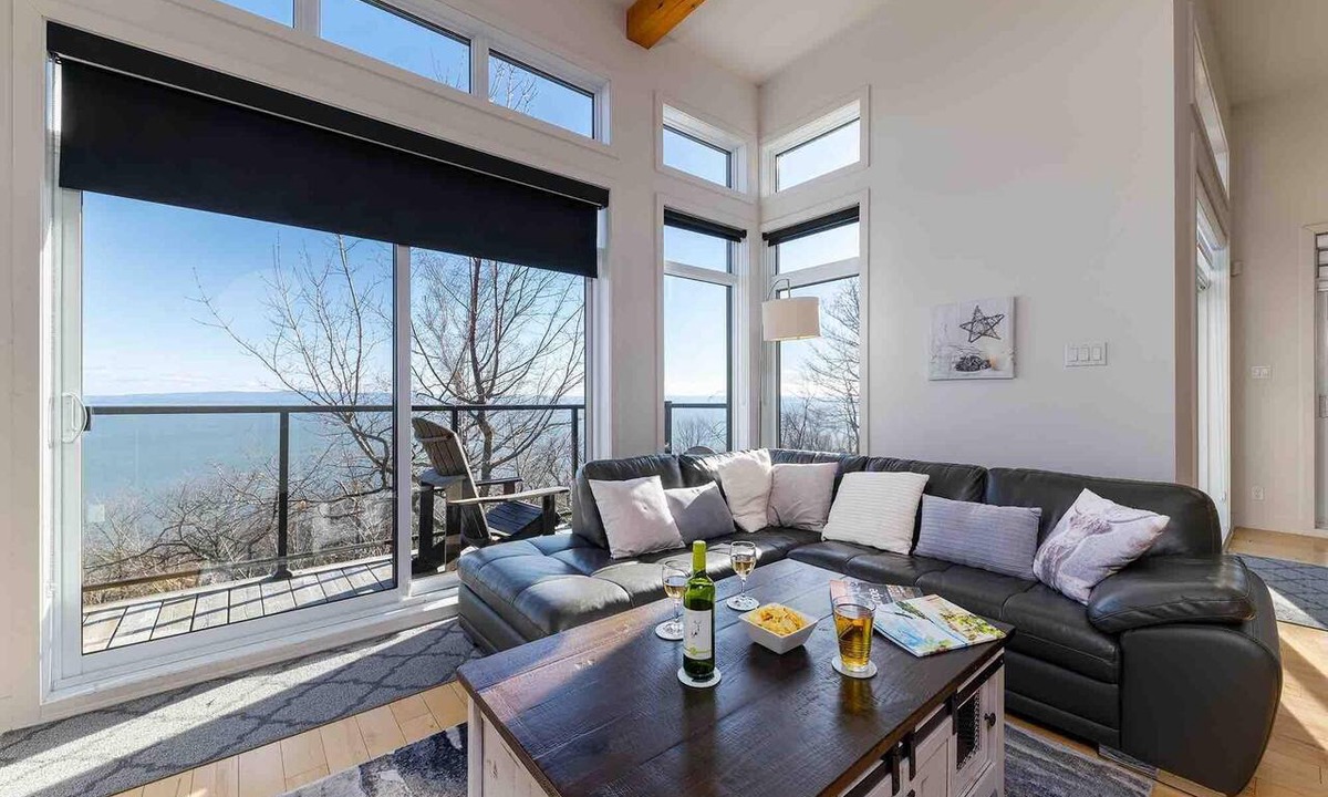 Petite-Riviere-Saint-Francois Ski Chalet | Le Meridien de Charlevoix 35: River View & Hot Tub