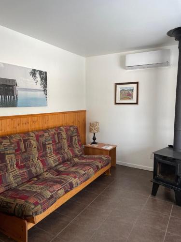 L'Anse-Saint-Jean Ski Chalet | Camping Le 4 Chemins
