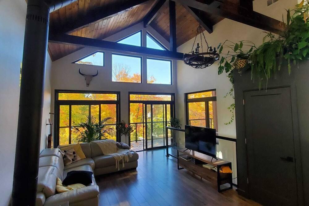 Bromont Ski Chalet | Chalet Ski Bromont: Elegant, Cozy and Convenient