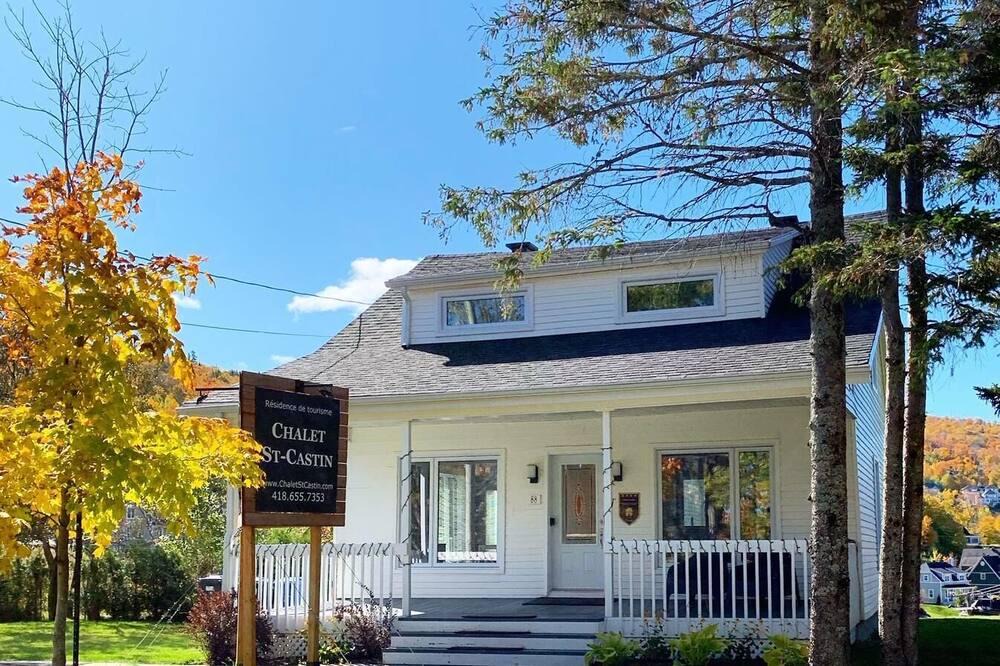 Lac Beauport House | Chalet St-Castin