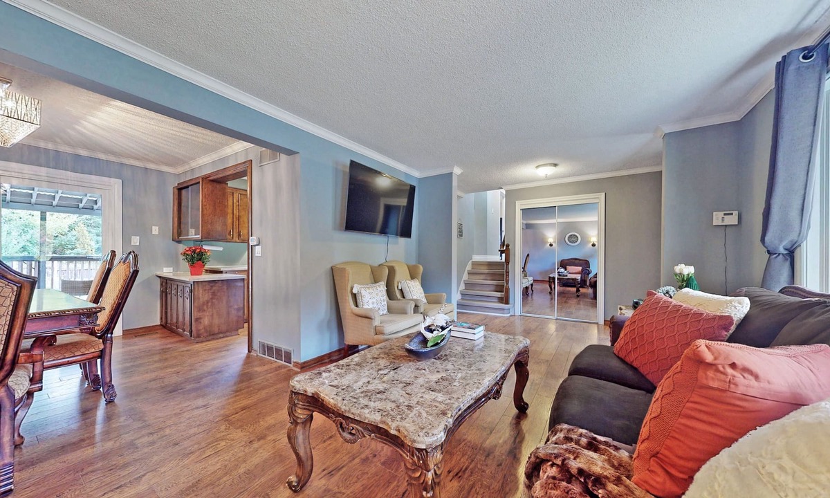 Breslau House | Charming 3 Room Cottage in the city