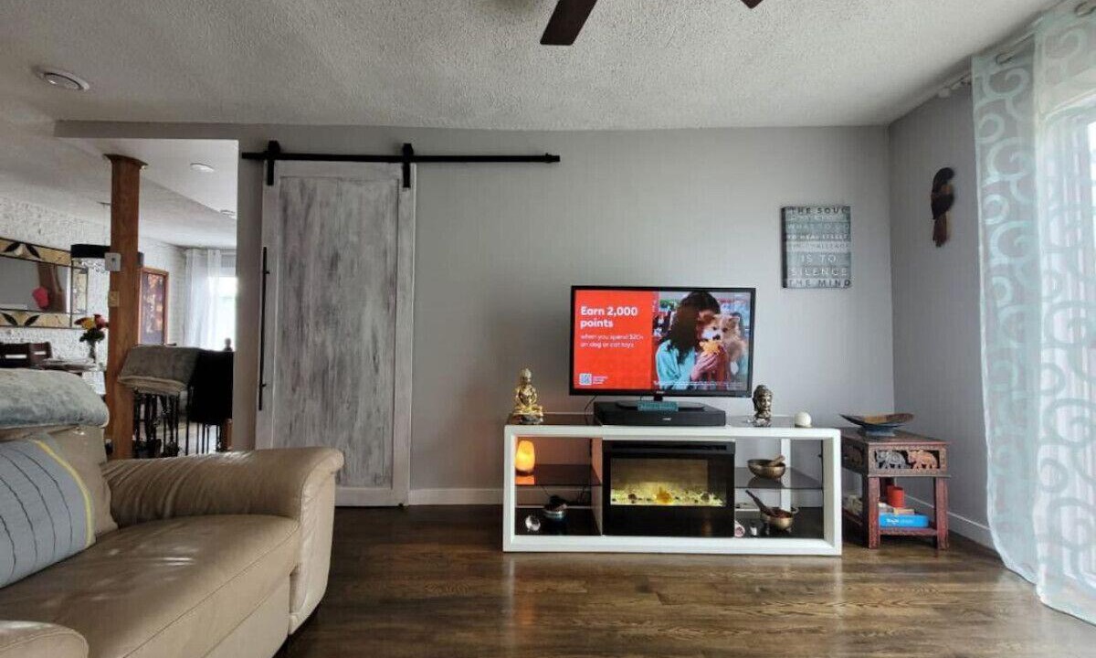Downtown Gatineau House | Charming Home 15 Minutes to the Parliament