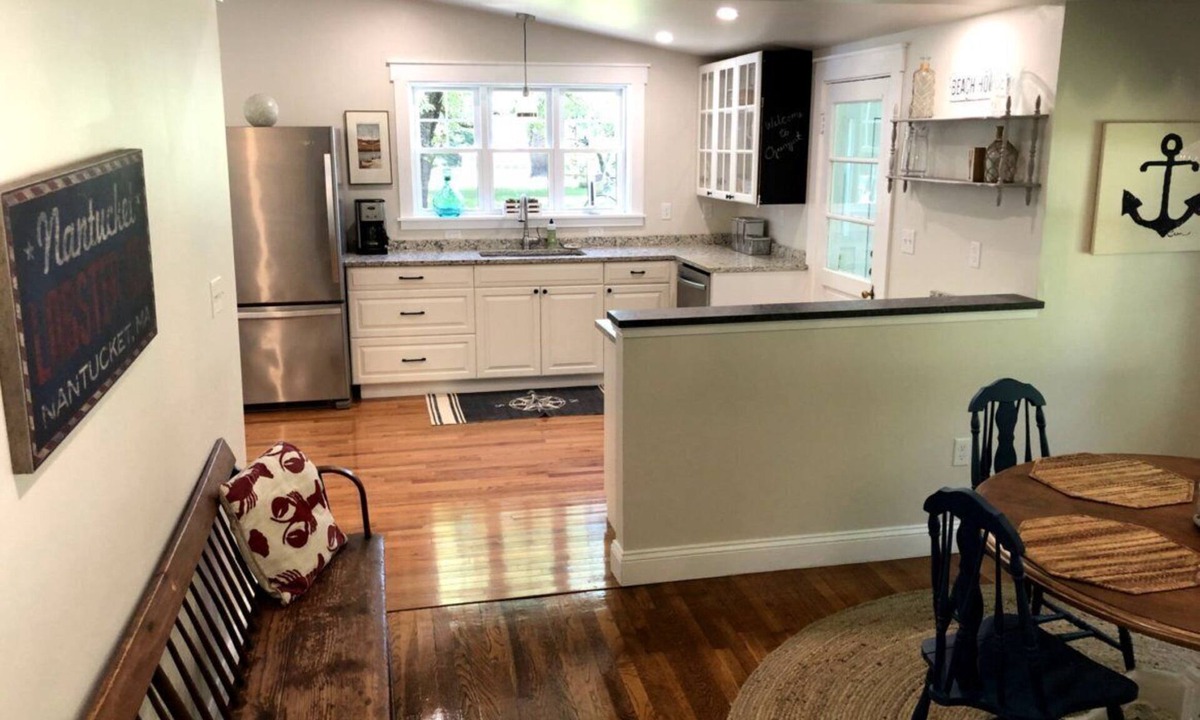 Ogunquit Condo | Chicky's Place - Spacious Two Bedroom Condo- 15 min walk to Footbridge Beach