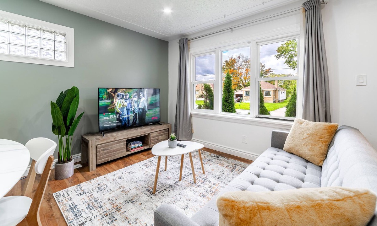 Argyle House | 🌱Clean 3 bdrm 🌱 1GBPS wifi 🌱 2 workstations