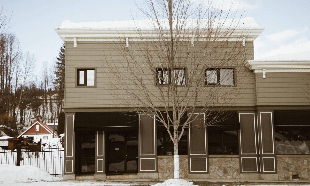 Rossland Apartment | Colombia Avenue Loft - Downtown Rossland
