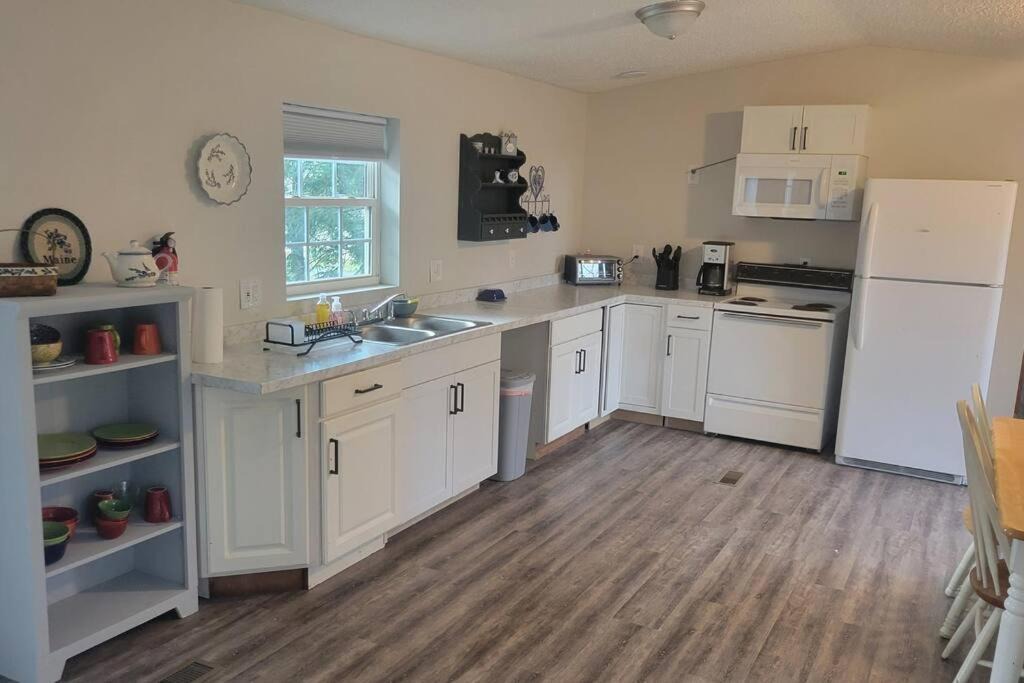 Glenburn Apartment | Convenient Rural Retreat