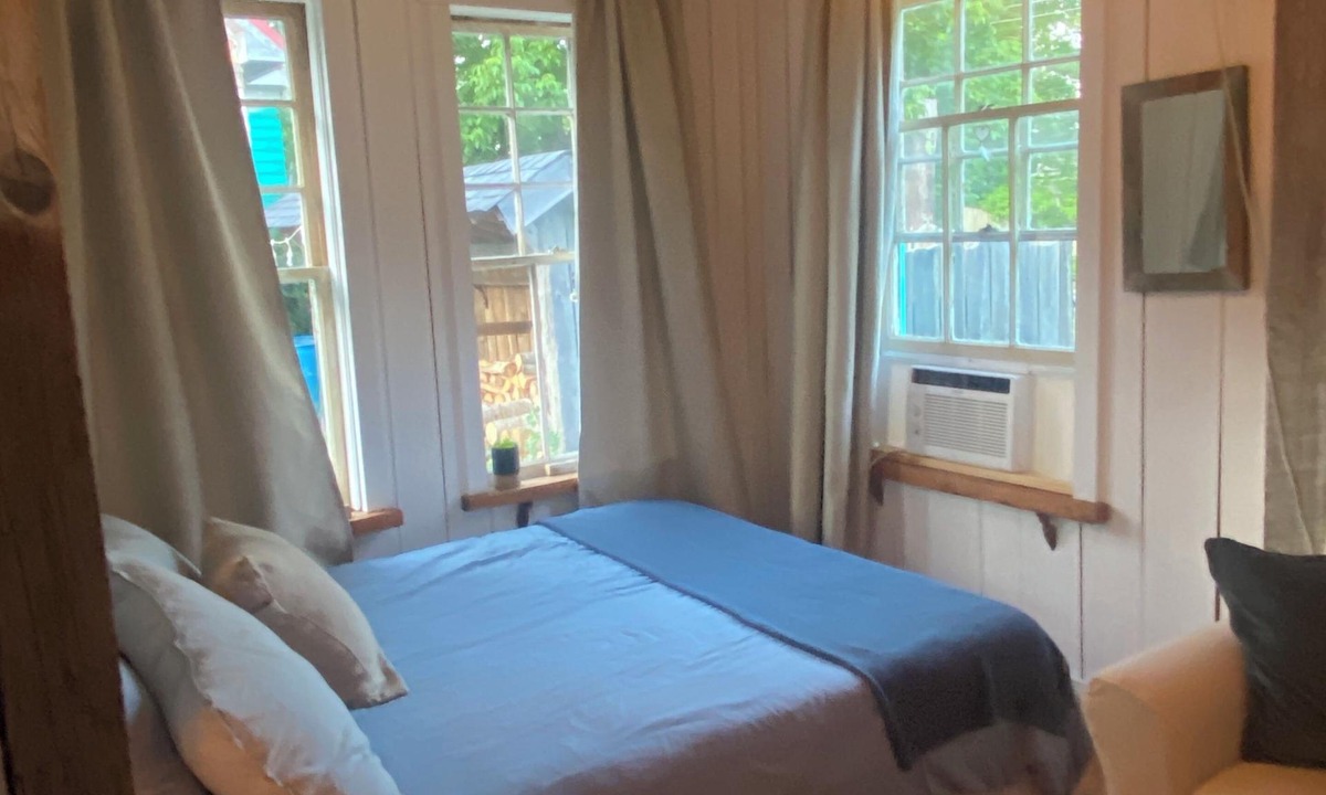 Chester Basin Cottage | Conveniently located in the centre of the South Shore. Close to everything