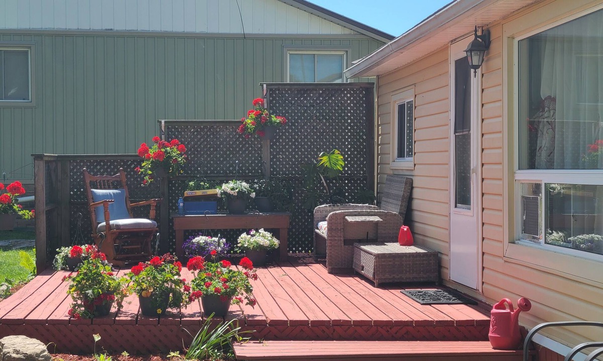 Selkirk Cottage | cottage in Selkirk on lake Erie