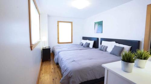 Crystal Beach House | Cottage on Crystal Beach 3BR & BBQ