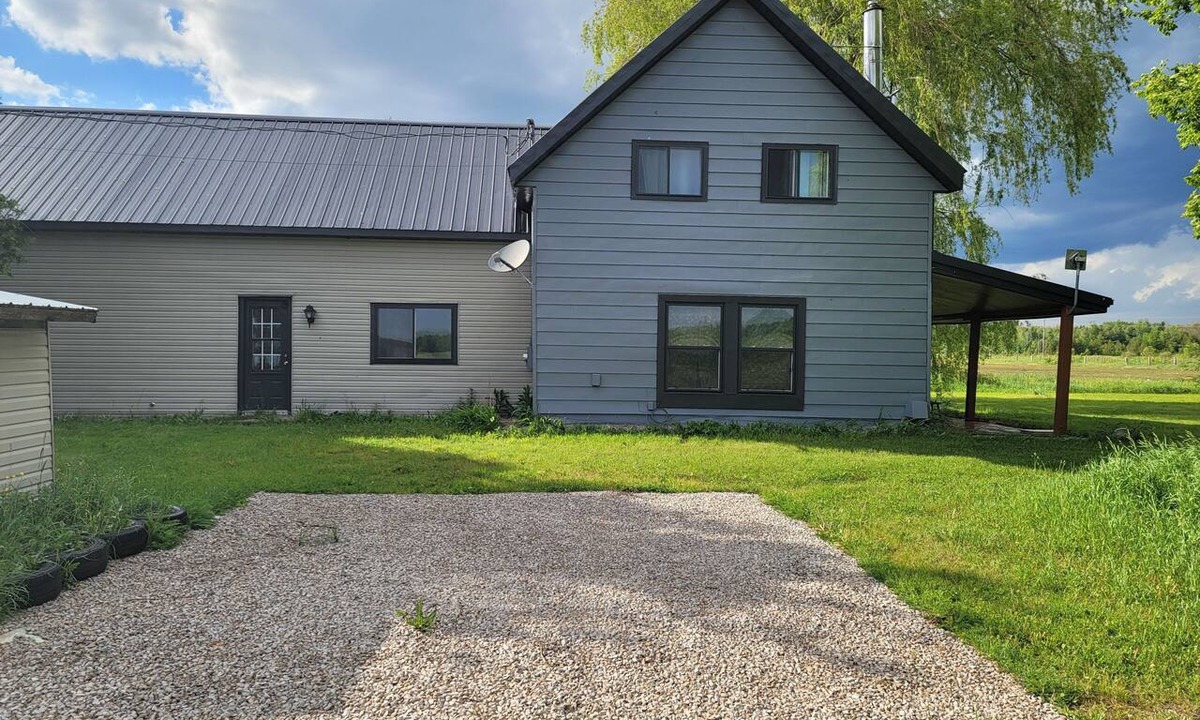Lion's Head Cottage | Country Cottage Near Lion’s Head