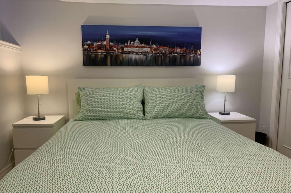 Trinity - Bellwoods Apartment | Cozy 1Bedroom Private Suite