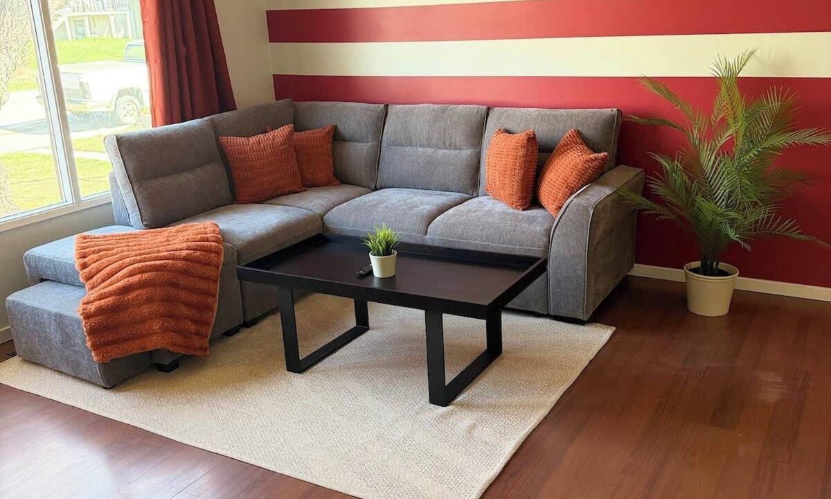 Radisson Heights - Albert Park House | Cozy 2BR Near Zoo, Downtown & Max Bell