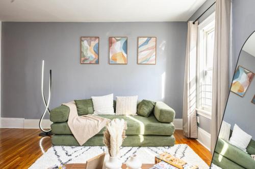 Washington Park Apartment | Cozy 3BD, 1BA in Boston - Franklin Park Zoo, Boston Common
