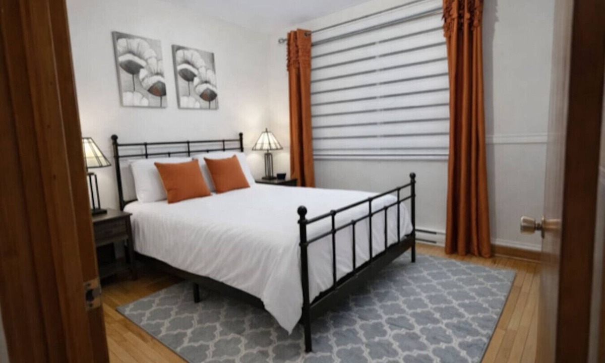 Tetreaultville Apartment | Cozy 3BR Getaway with Backyard & Included parking