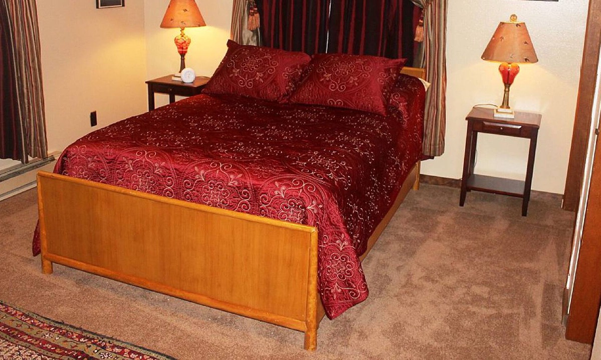 Fairhaven Apartment | Cozy, charming retreat close to WWU and Fairhaven