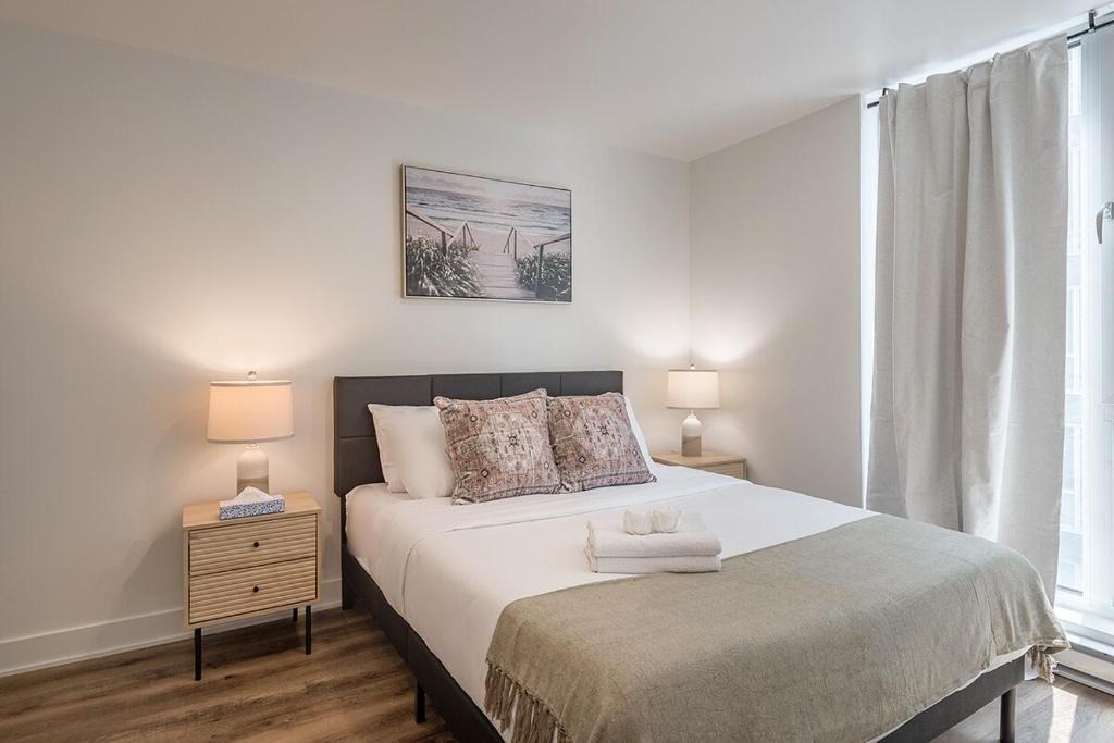 Shaughnessy Village Apartment | Cozy Corner - Modern 1BR in MTL