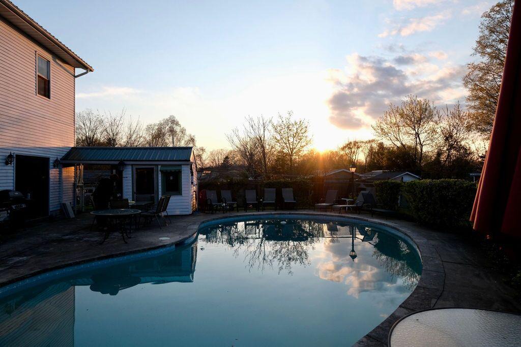 Port Burwell House | Cozy Corner Retreat - Pool, Sunroom, 0.7 Acres, 5 Minutes to the Beach